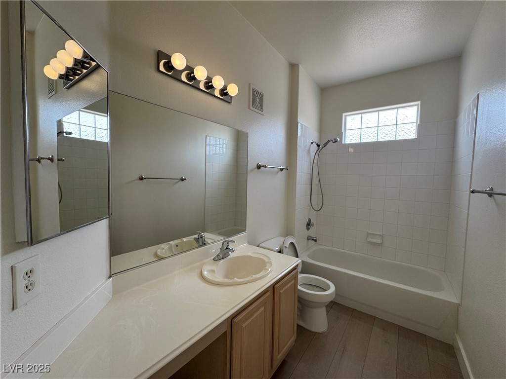 3555 Meridale Drive 1160 Property Photo 29