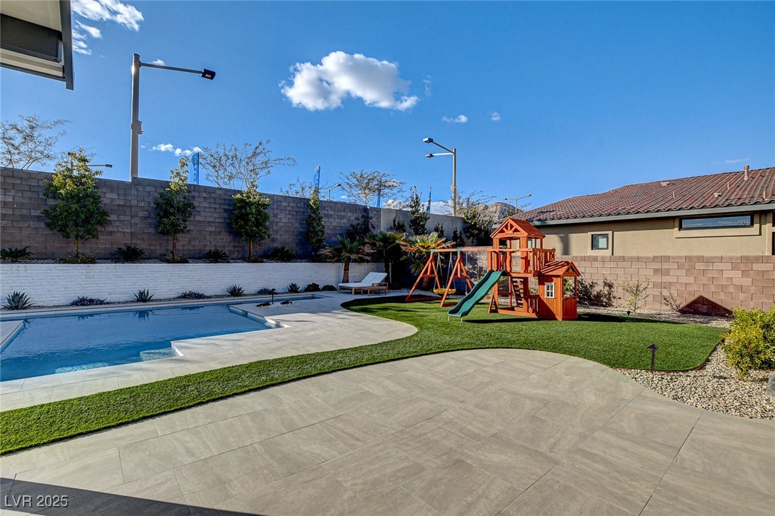 12199 Canyon Sunset Street Property Photo 46