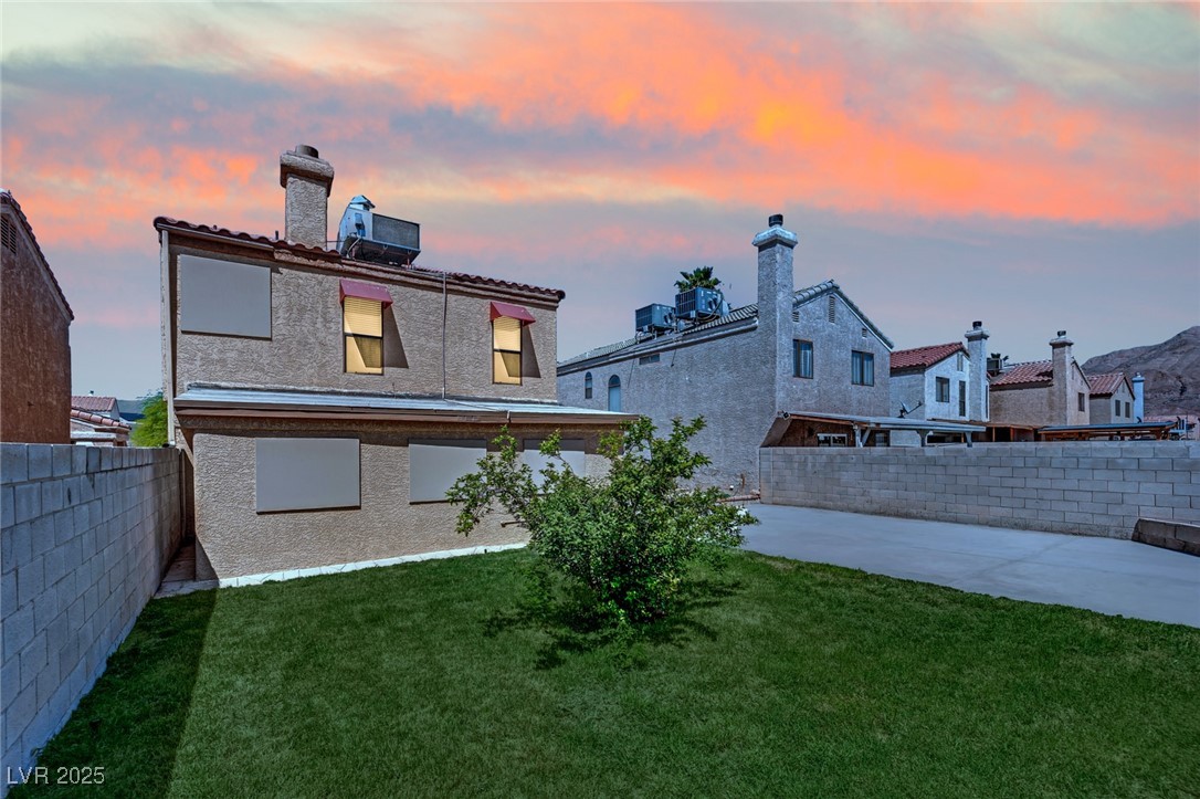 5845 Killala Court Property Photo 4