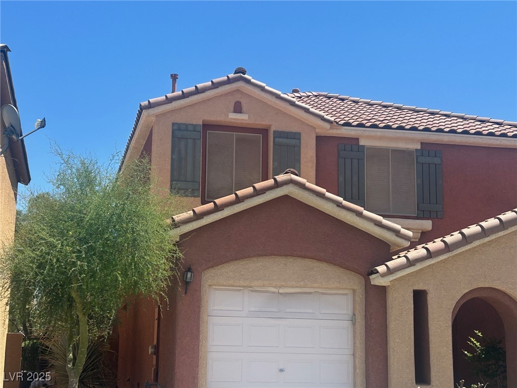 5518 Ovando Way Property Photo 2