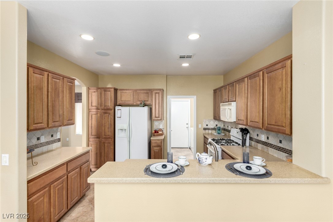 5518 Ovando Way Property Photo 11