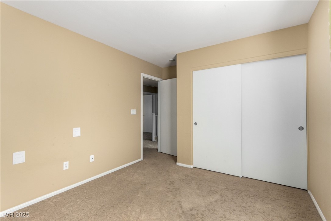 5518 Ovando Way Property Photo 22