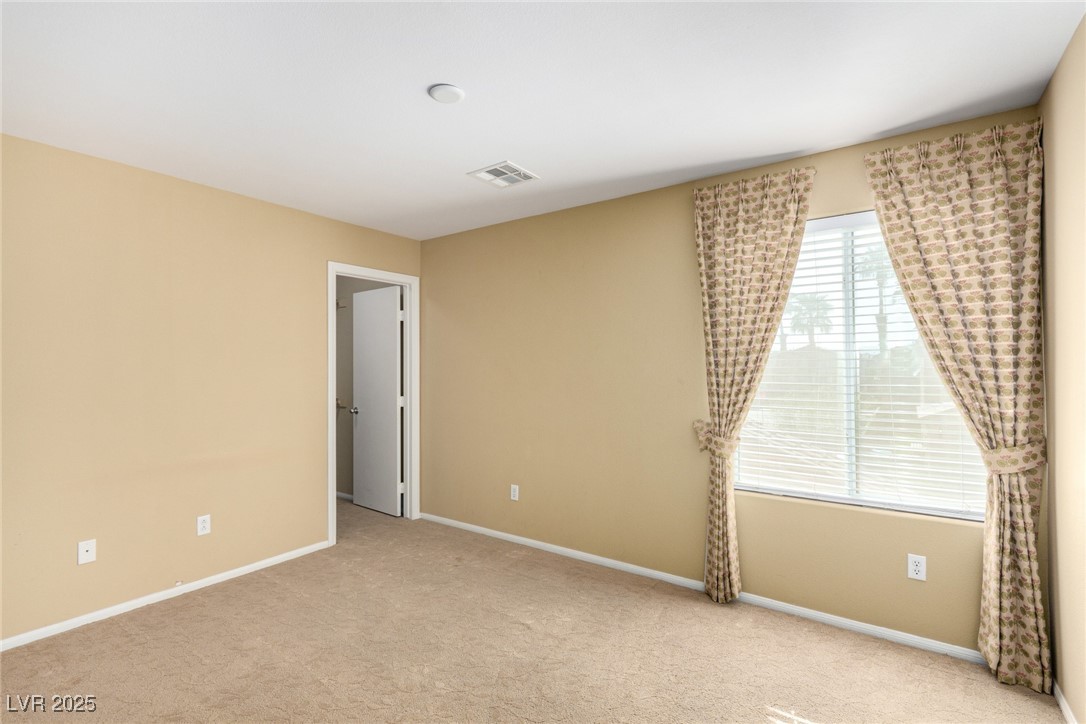 5518 Ovando Way Property Photo 23