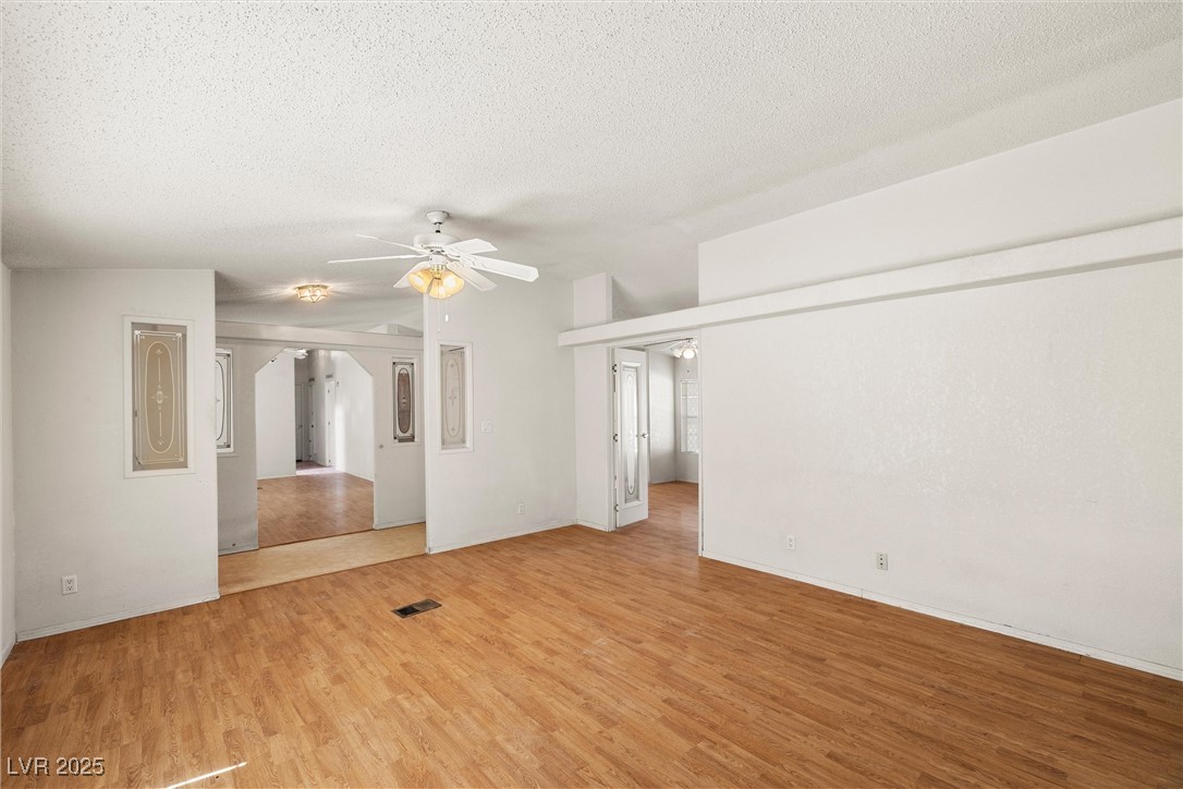3830 Savoy Boulevard Property Photo 8