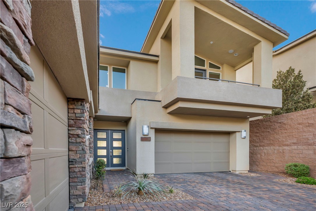 19 Hilltop Crest Street Property Photo 11