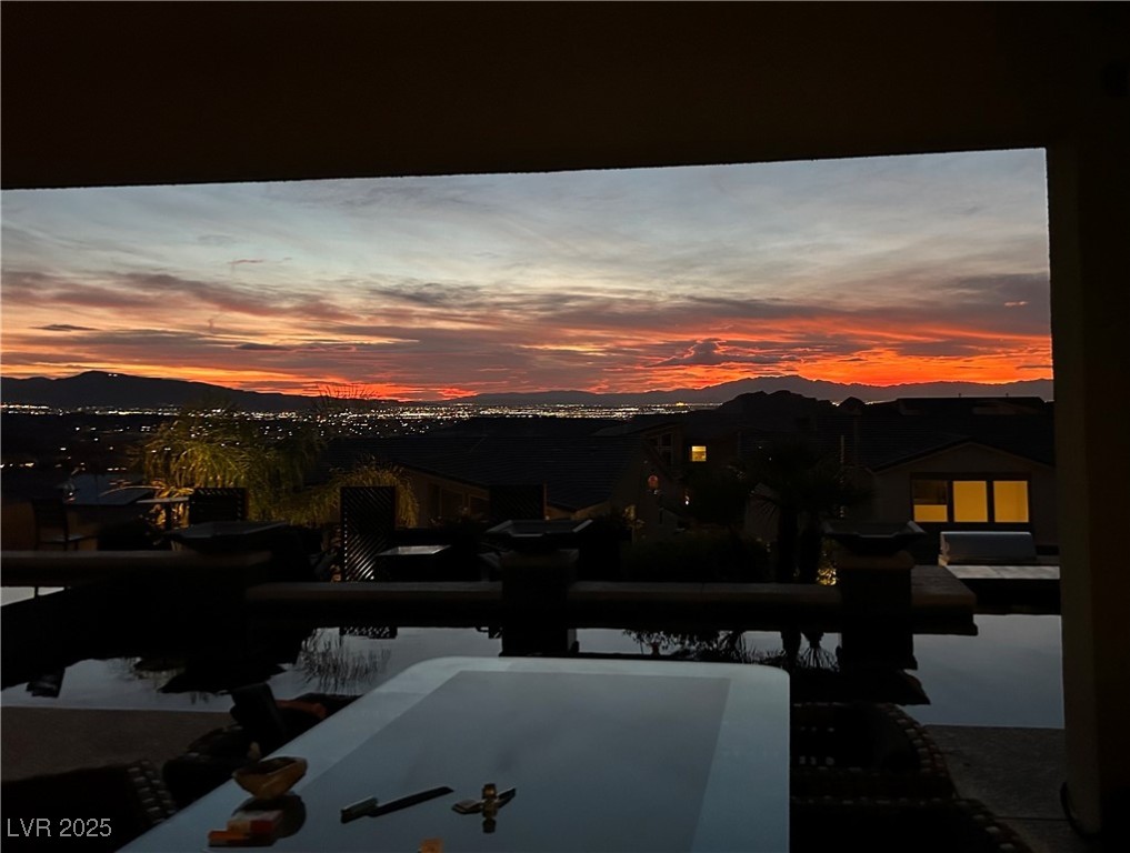 19 Hilltop Crest Street Property Photo 17