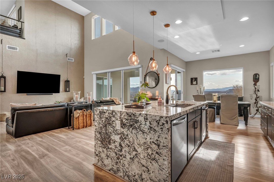 19 Hilltop Crest Street Property Photo 22