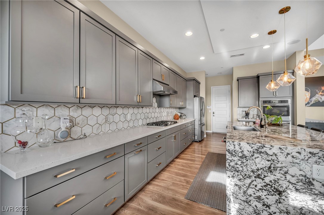 19 Hilltop Crest Street Property Photo 23