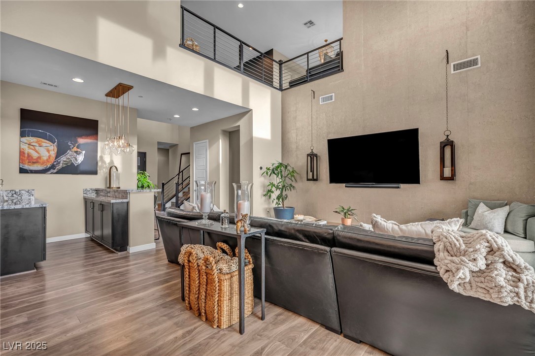 19 Hilltop Crest Street Property Photo 33