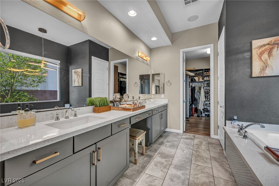 19 Hilltop Crest Street Property Photo 38