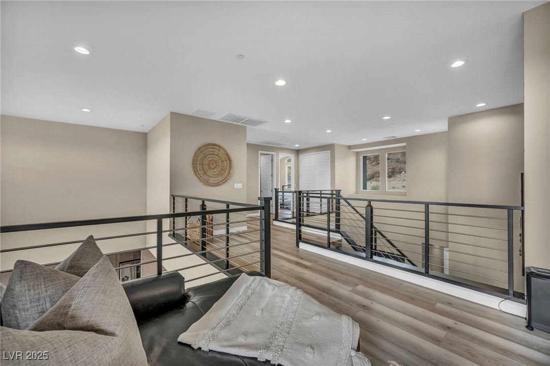 19 Hilltop Crest Street Property Photo 56