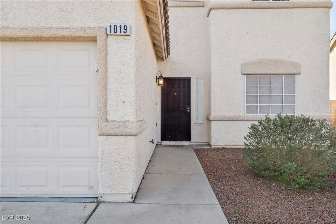 1019 Felix Palm Avenue Property Photo 4