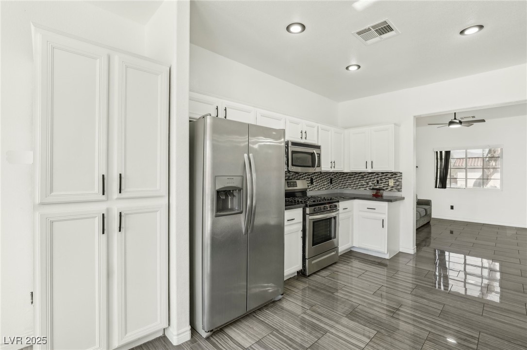 1019 Felix Palm Avenue Property Photo 19