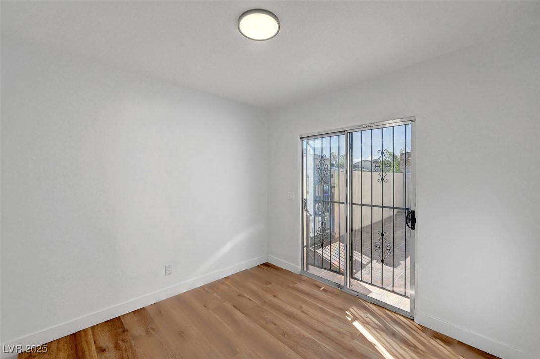3907 Torsby Place Property Photo 13