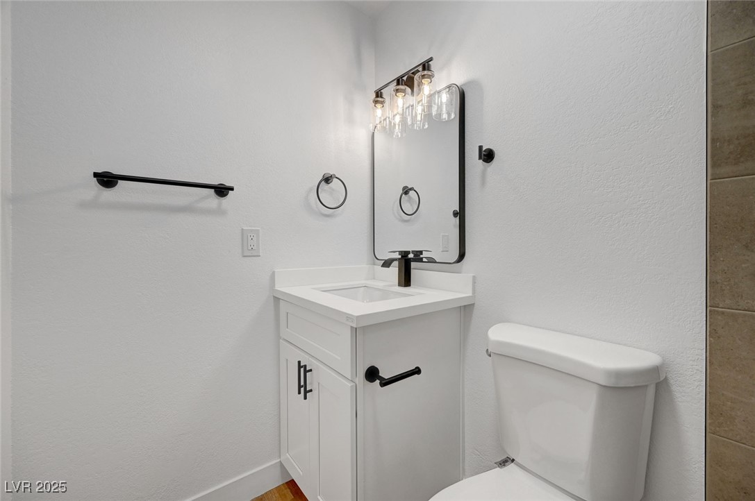 3907 Torsby Place Property Photo 20