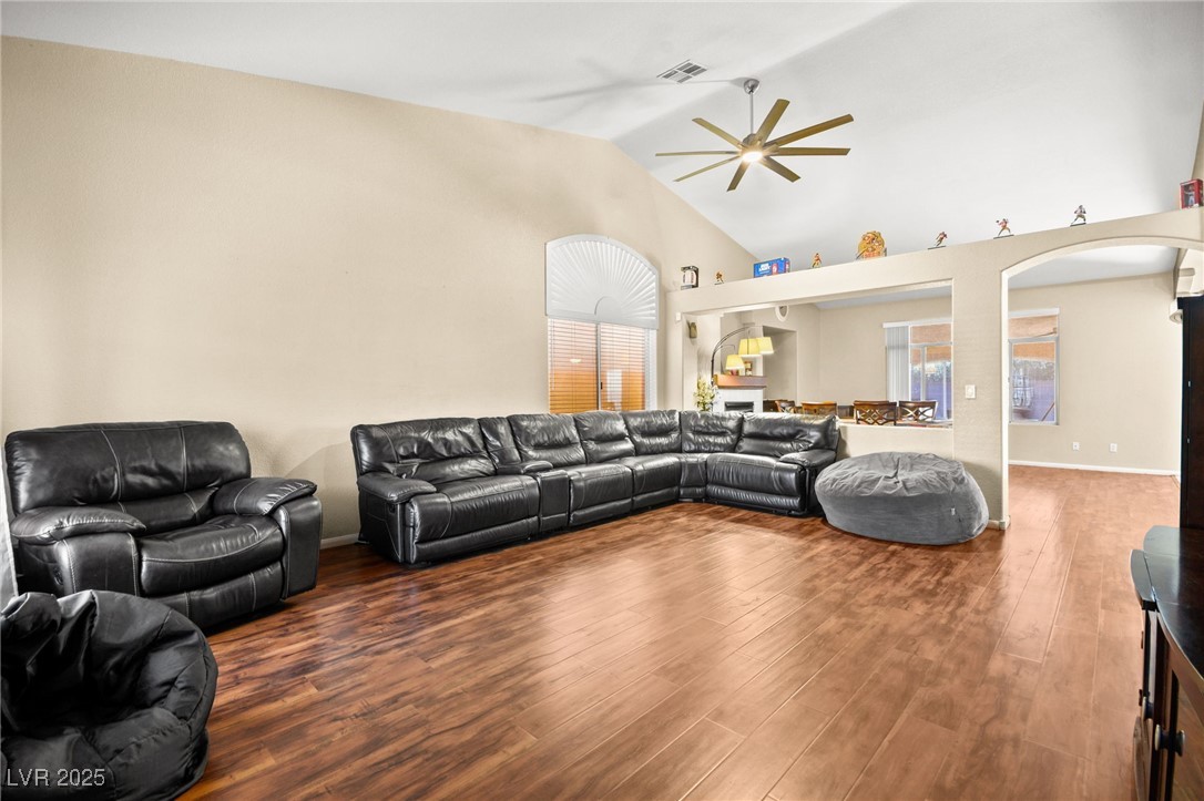 1659 Tangerine Rose Drive Property Photo 2