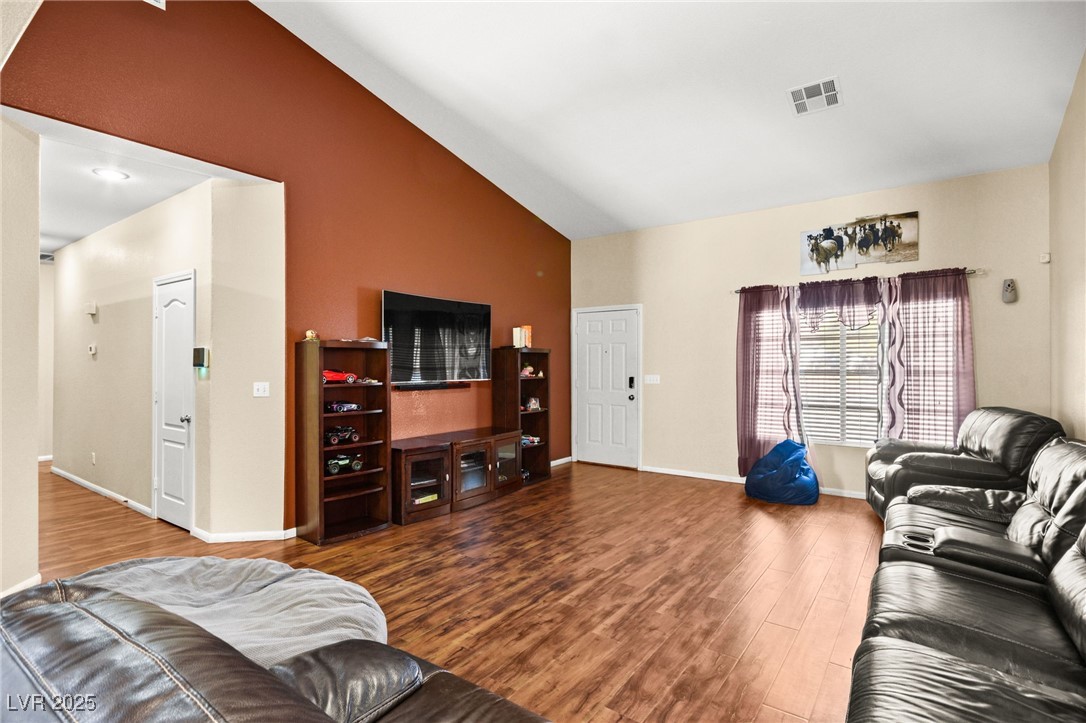 1659 Tangerine Rose Drive Property Photo 8