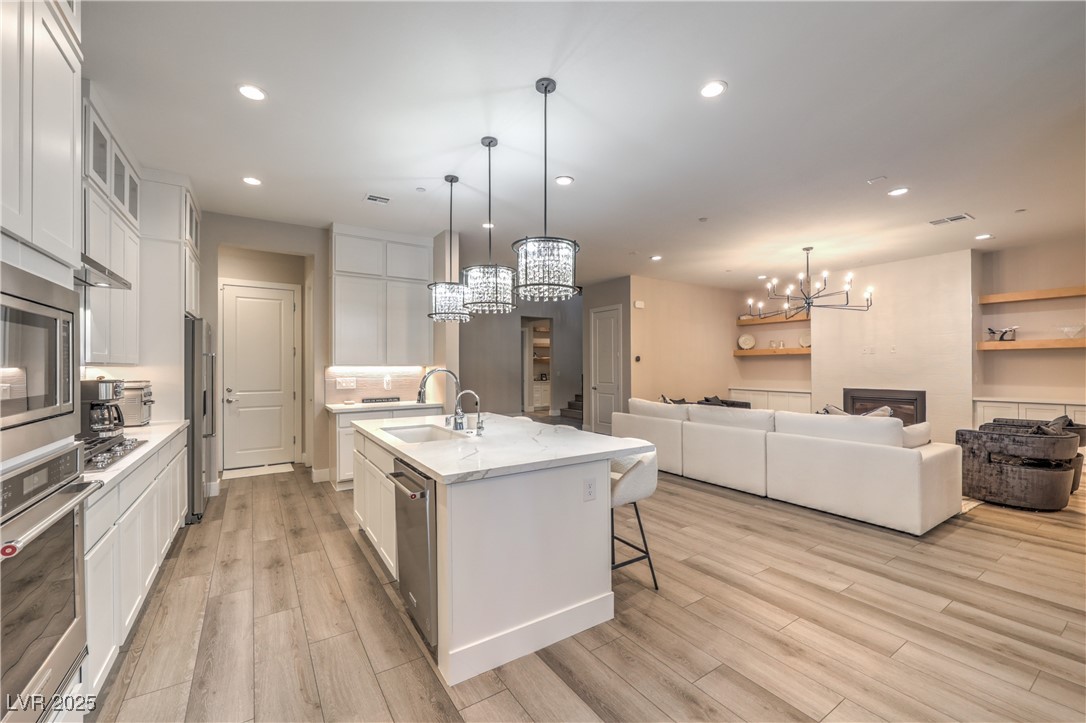8984 Rolling Pietra Street Property Photo 12