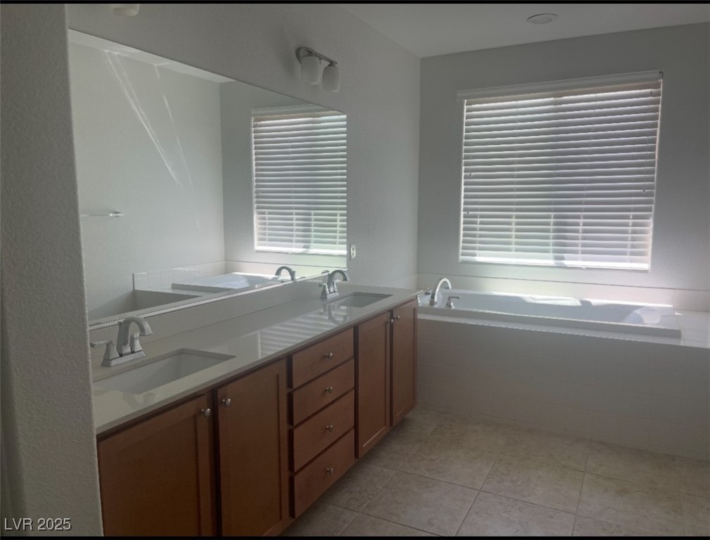 8584 Garnet Lake Avenue Property Photo 11
