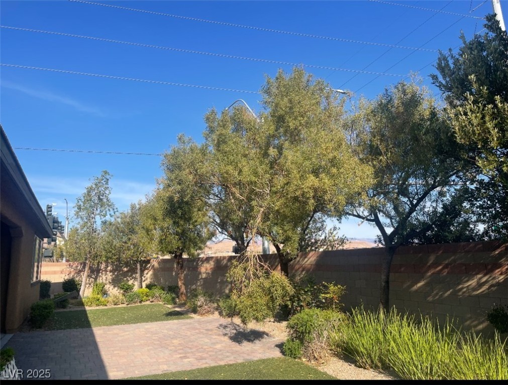 8584 Garnet Lake Avenue Property Photo 19