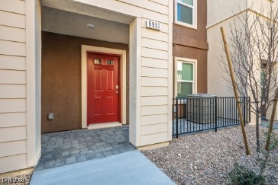 6953 Ashton Ridge Street Property Photo
