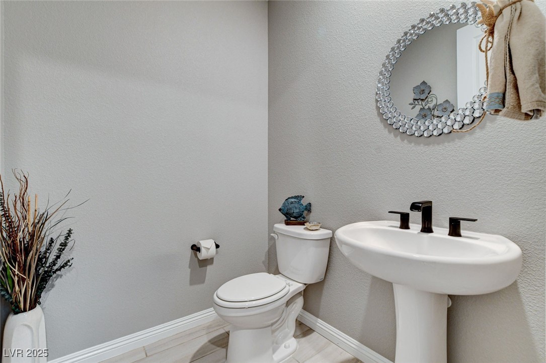 12439 Iron Bluff Avenue Property Photo 28