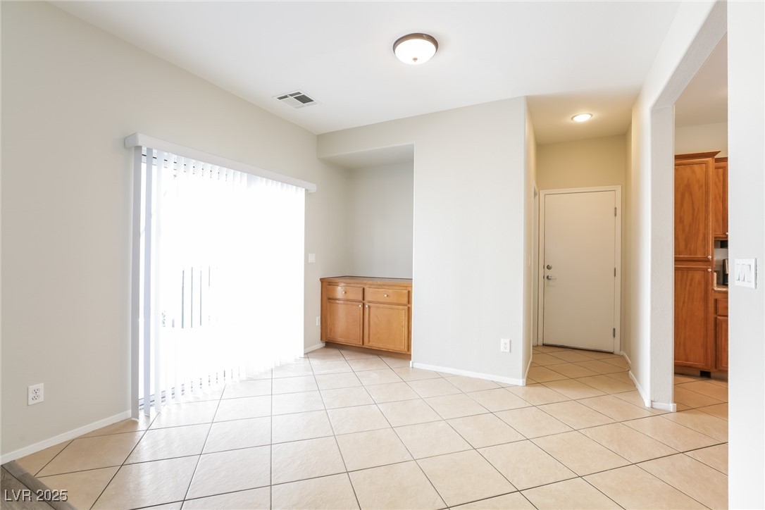 6319 Blushing Willow Street Property Photo 5