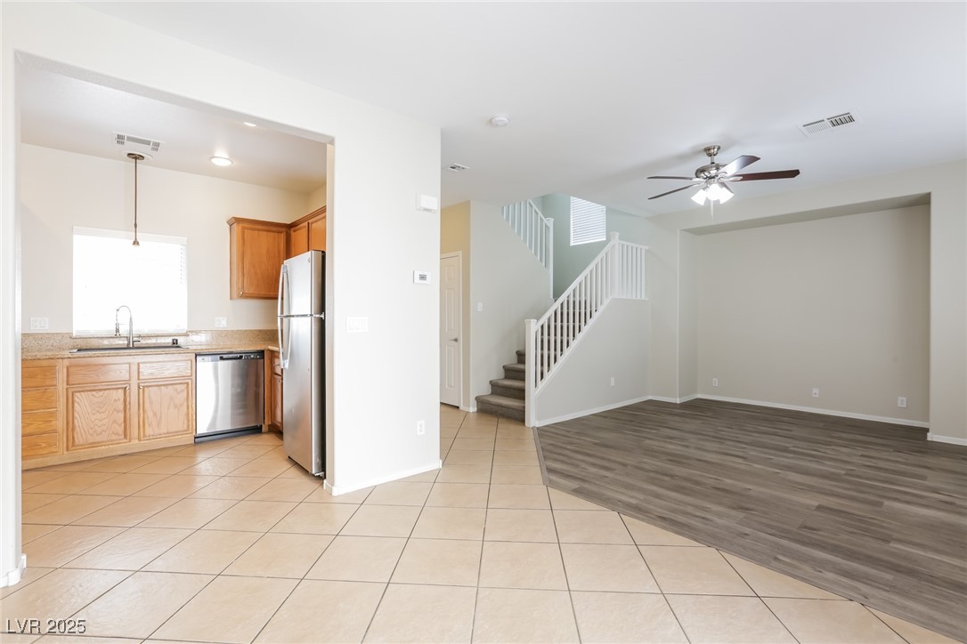 6319 Blushing Willow Street Property Photo 6