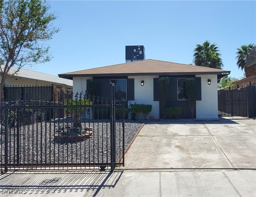 4509 Bingham Avenue Property Photo