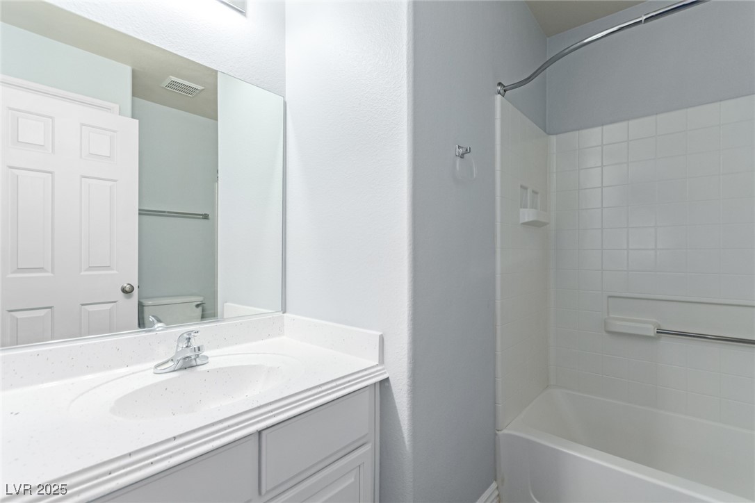 3304 Speckle Summer Place 3 Property Photo 29