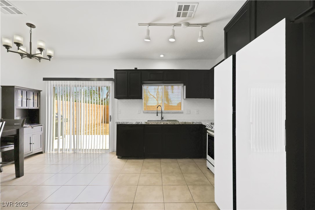 6314 Shadow Moon Place Property Photo 9