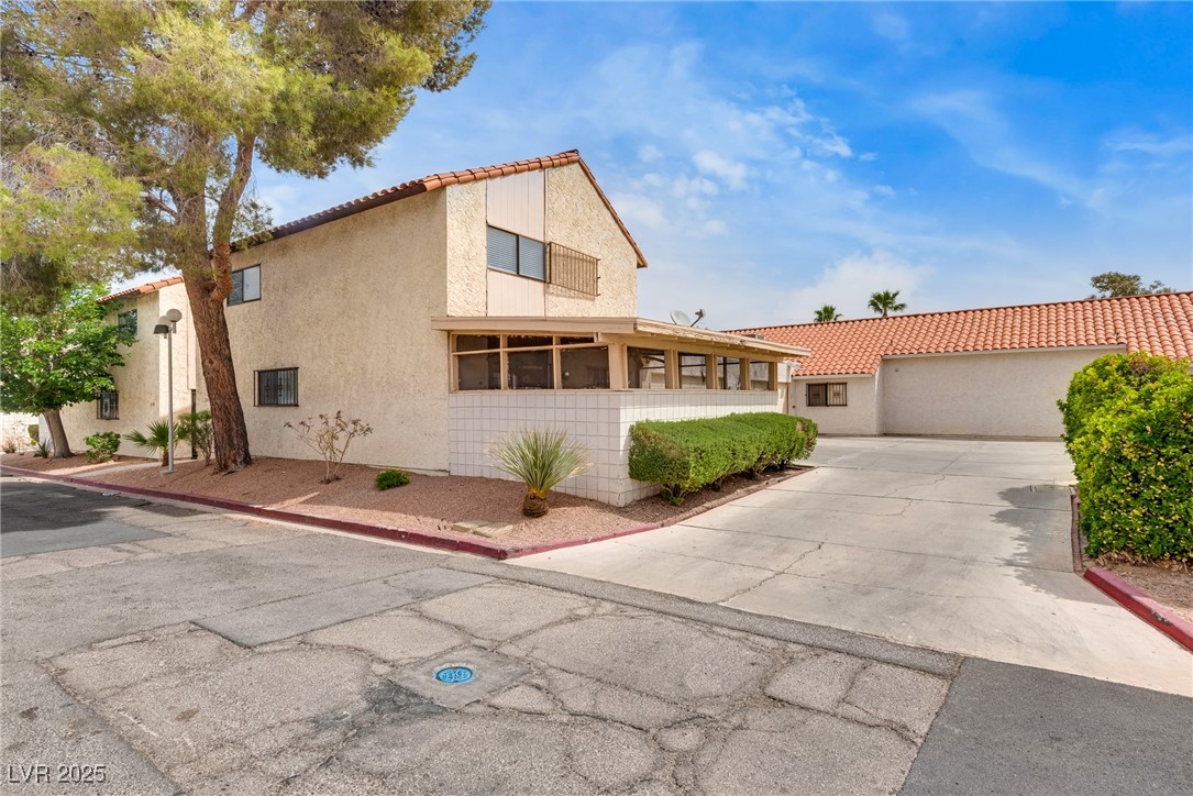 3350 Duece Street Property Photo