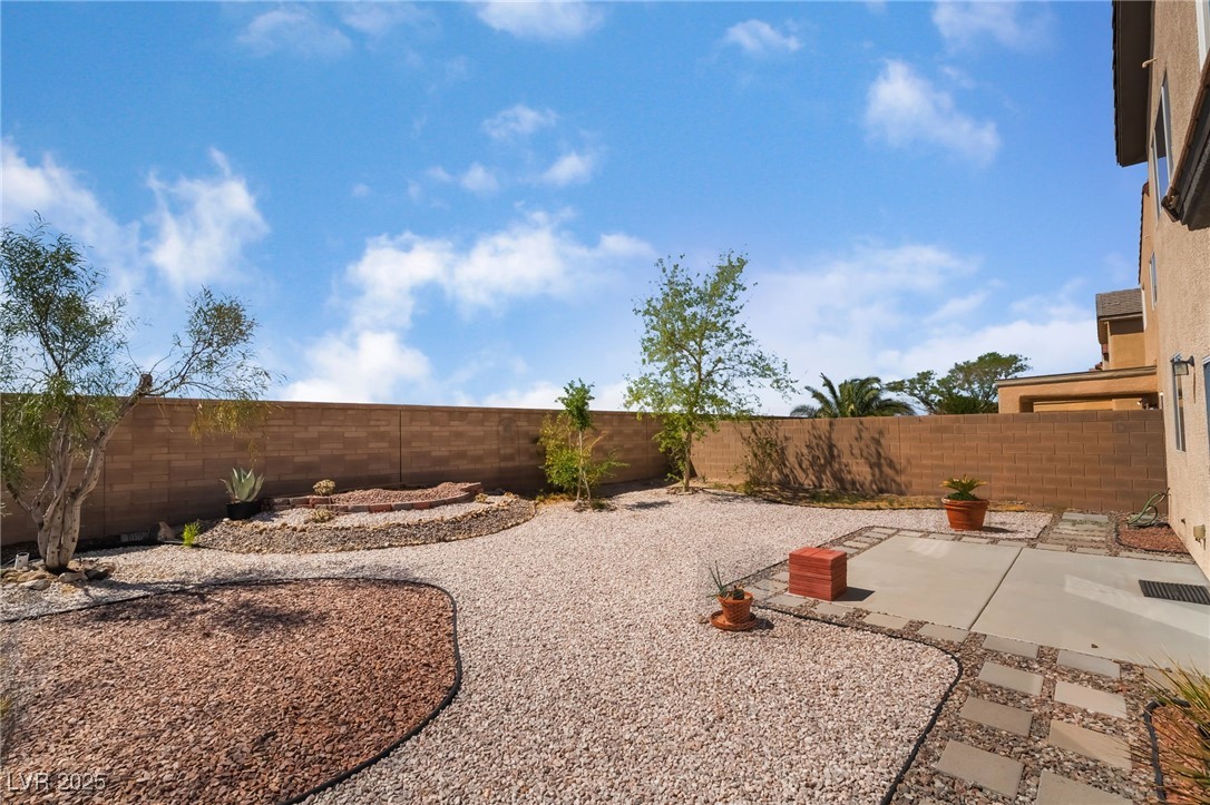 2739 Cramond Street Property Photo 40