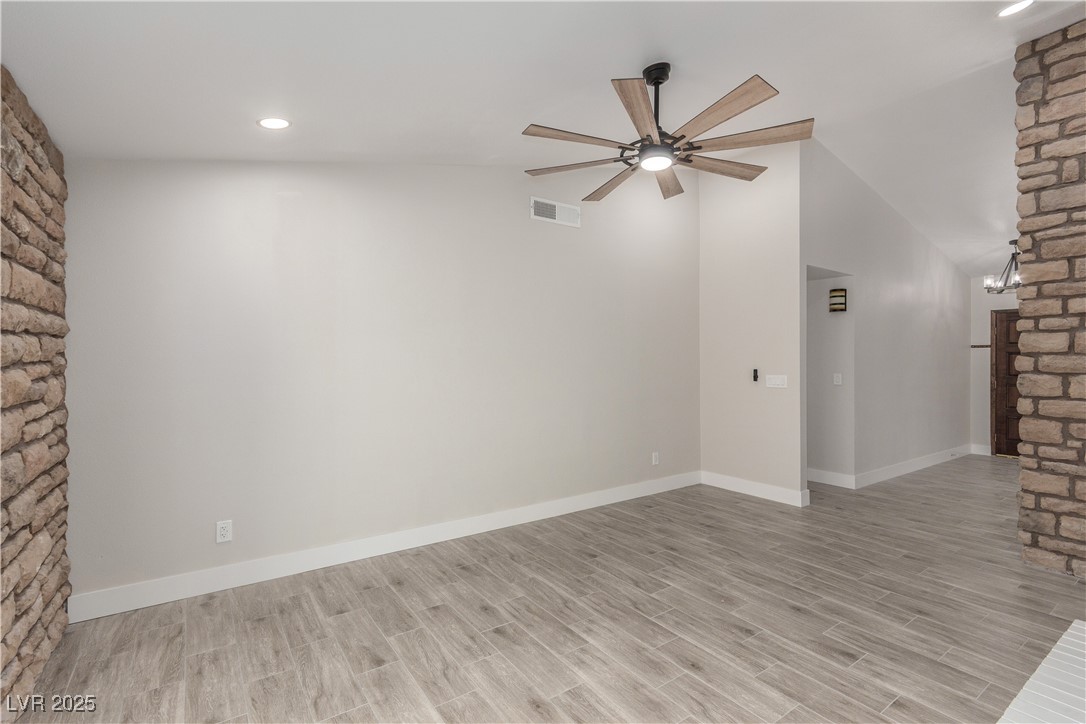 1816 Mazzanti Way Property Photo 11