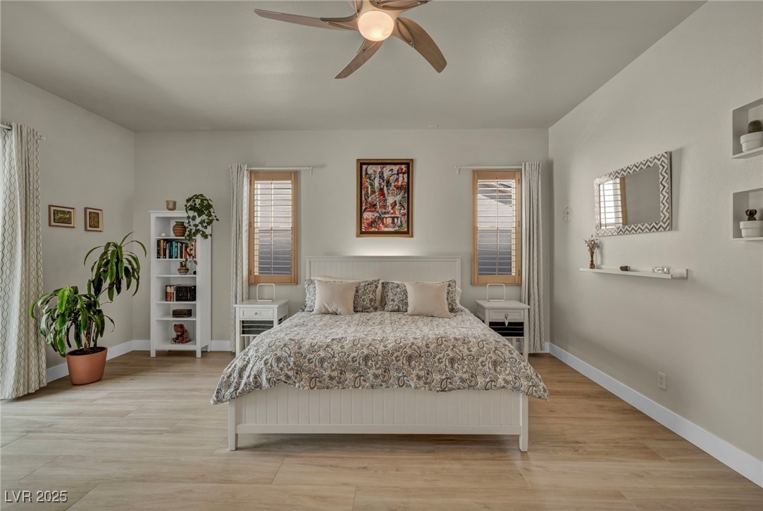 5892 Castleberry Peak Avenue Property Photo 9