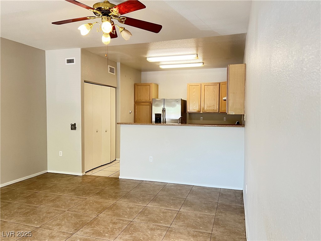 7450 South Eastern Avenue 1059 Property Photo 5