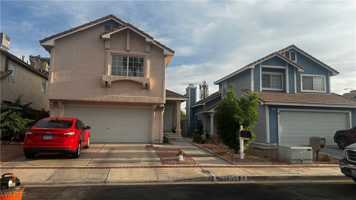 1653 Crystal Shadows Circle Property Photo