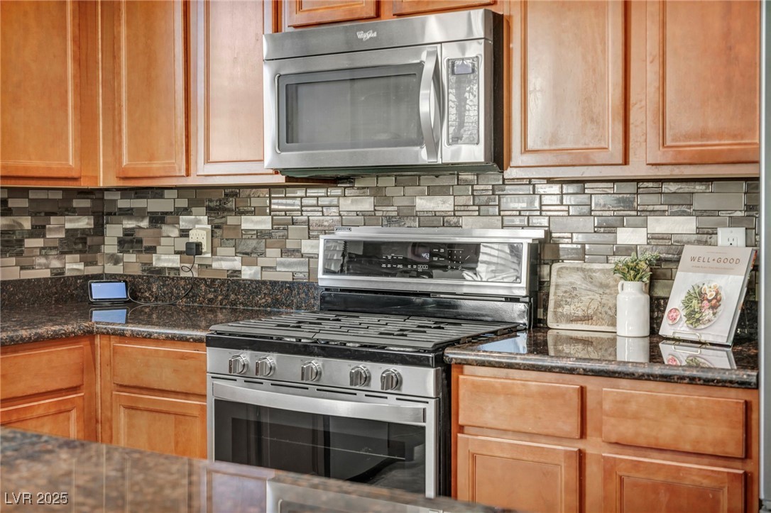 1152 Pine Cove Court Property Photo 4