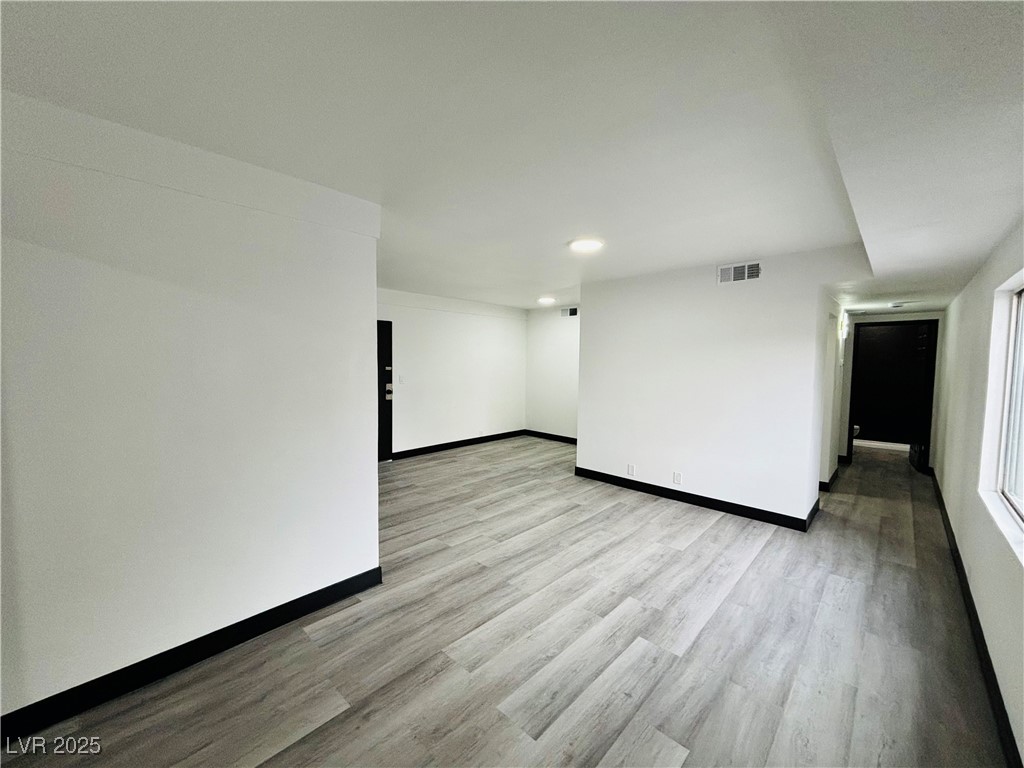 1922 Fairfield Avenue 211 Property Photo 5
