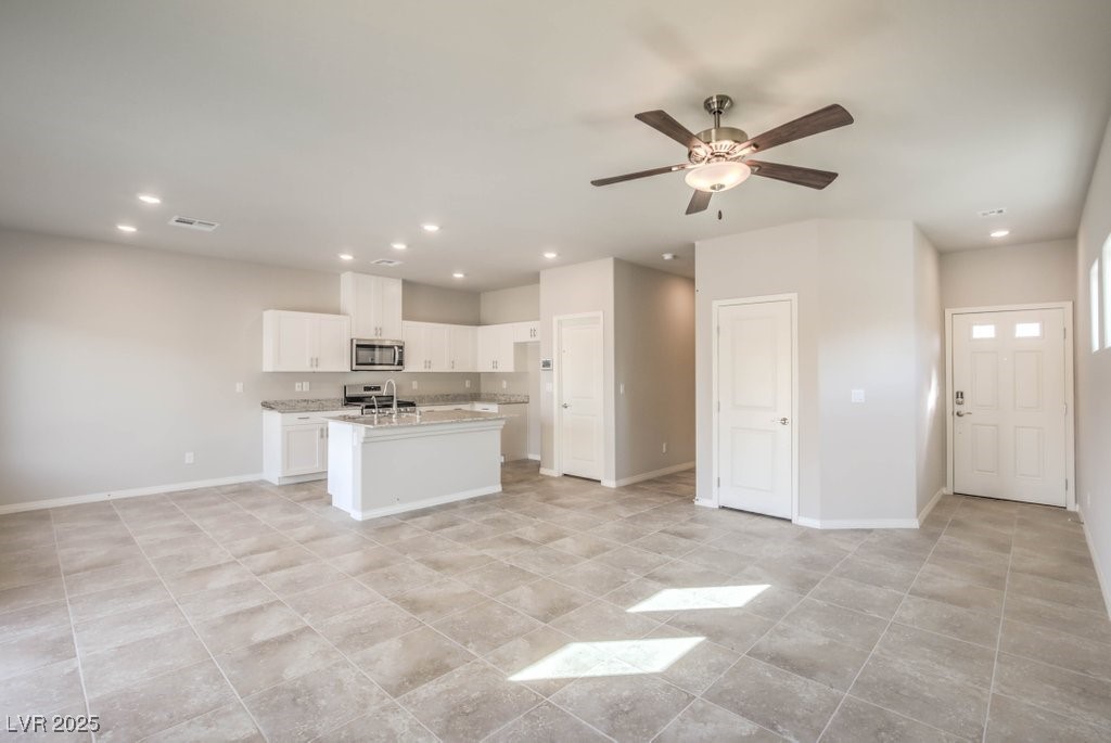 6164 Violet Falls Street 44 Property Photo 3