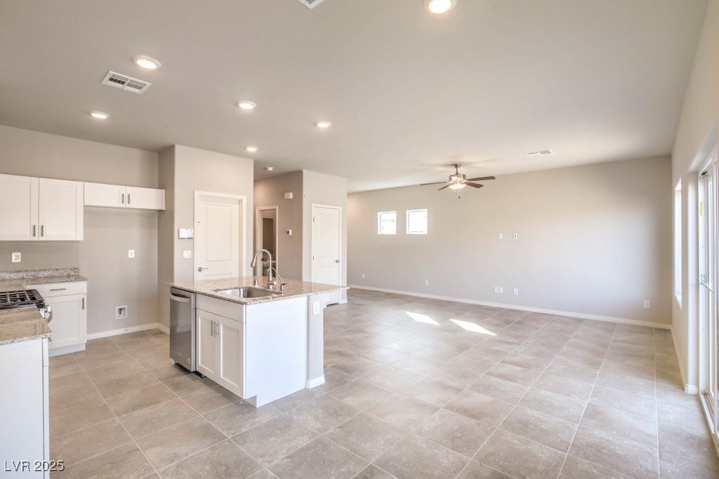 6164 Violet Falls Street 44 Property Photo 11