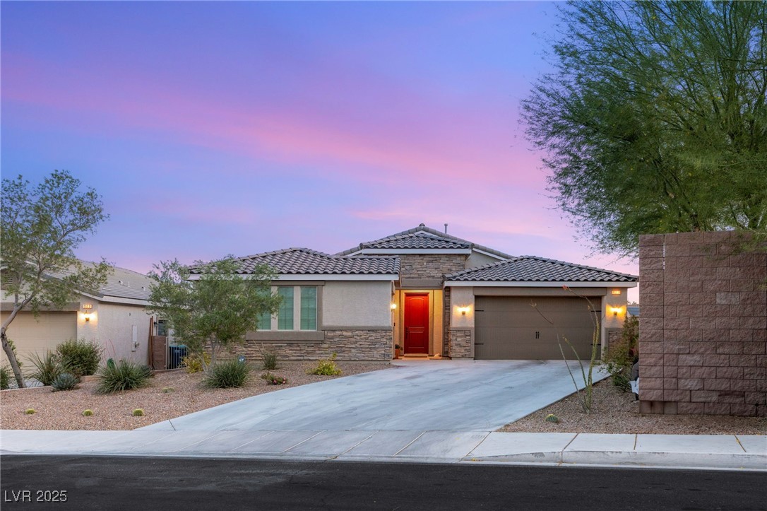1657 Singing Sands Avenue Property Photo 1