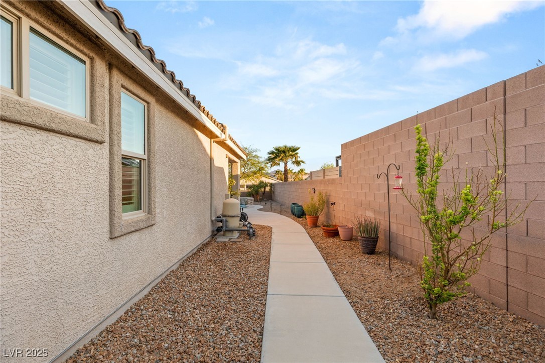1657 Singing Sands Avenue Property Photo 36