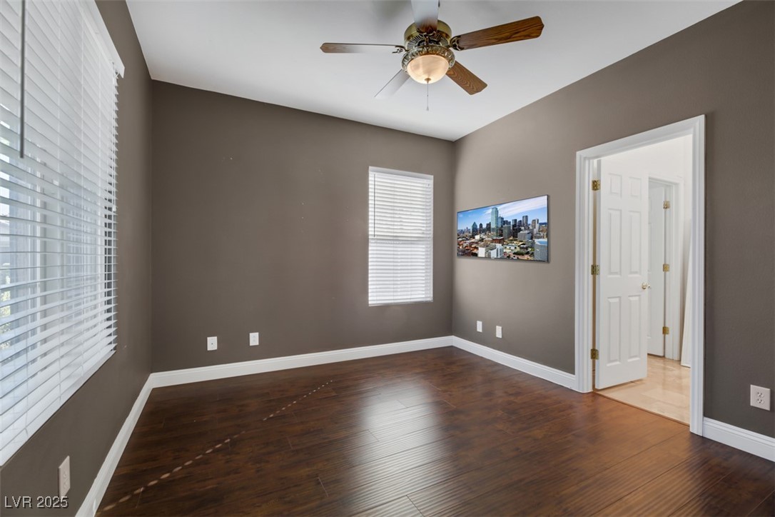 10395 Kern Ridge Street Property Photo 32
