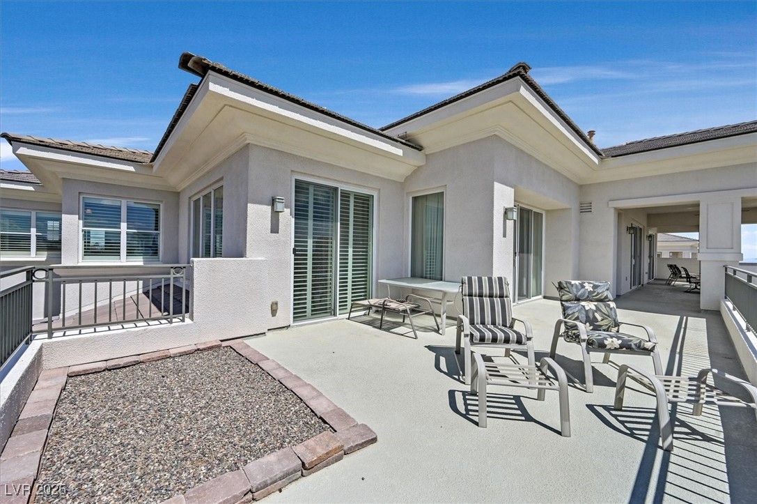 9213 Las Manaitas Avenue 401 Property Photo 41