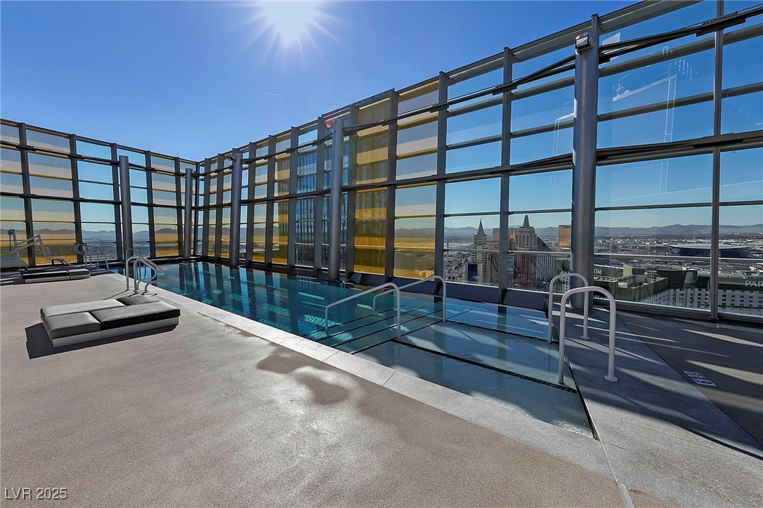3726 Las Vegas Boulevard 3207 Property Photo 3