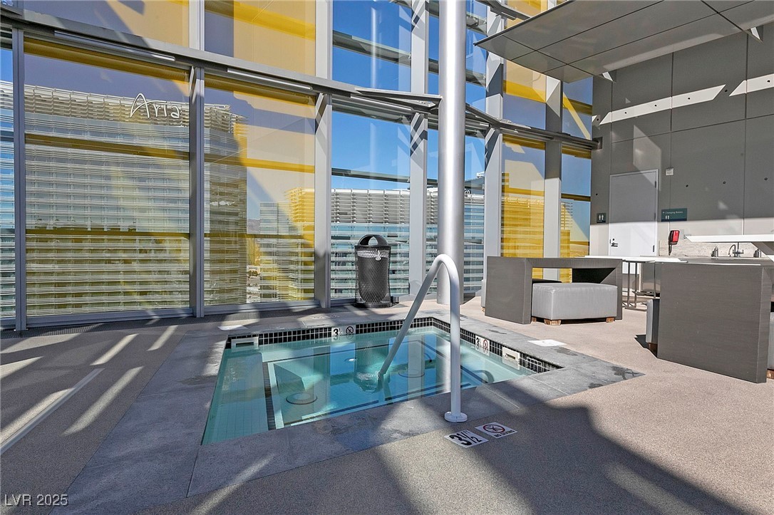 3726 Las Vegas Boulevard 3207 Property Photo 4