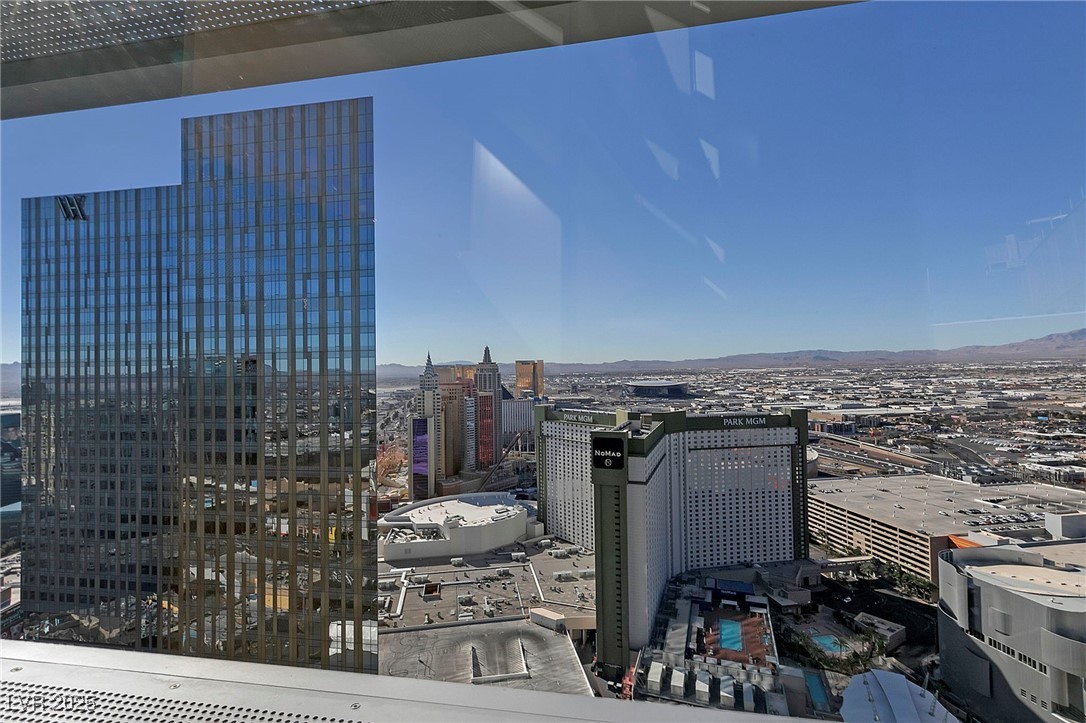 3726 Las Vegas Boulevard 3207 Property Photo 9