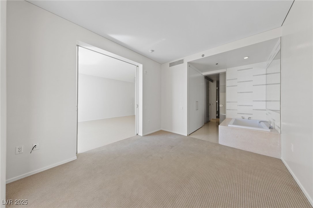 3726 Las Vegas Boulevard 3207 Property Photo 26
