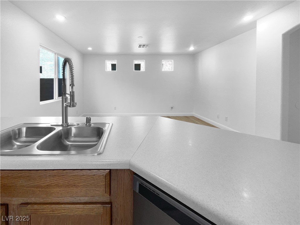 10366 Midseason Mist Street Property Photo 12